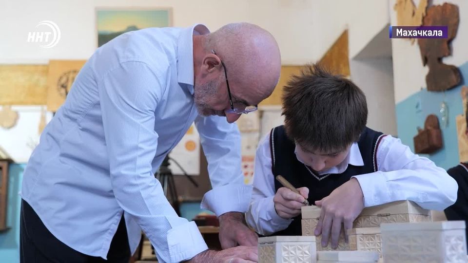 Учитель, возрождающий ремесло