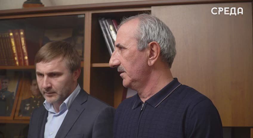 В Каспийске вручили посмертные государственные награды