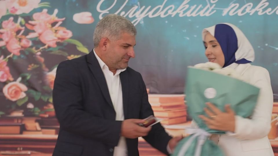 В Хасавюрте торжественно отметили День учителя