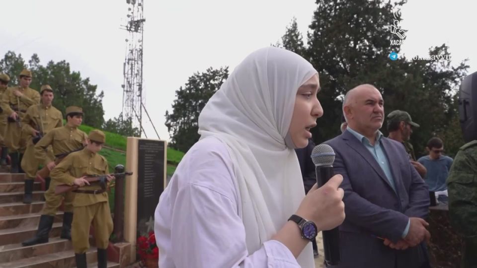 В Хасавюрте почтили память героев Битвы за Кавказ