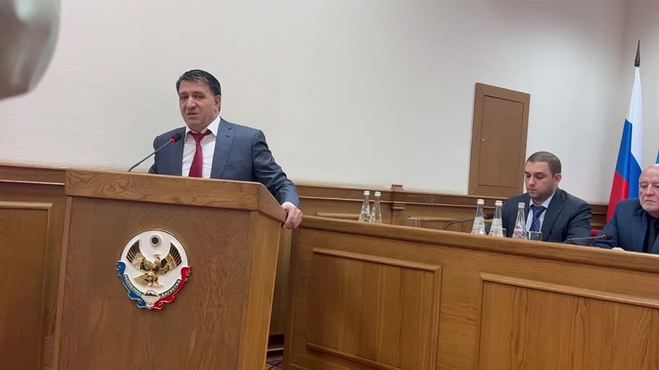 Джамбулат Салавов рассказал, что Махачкала активно оказывает помощь участникам специальной военной операции и их семьям