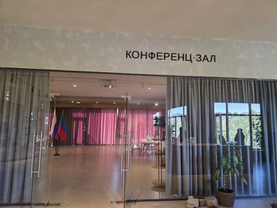 Сегодня, 9 октября, в конференц-зале этнотуркомплекса "Главрыба" пройдёт круглый стол Комитета Государственной Думы по туризму и развитию туристической инфраструктуры на тему: "Совершенствование правового регулирования...