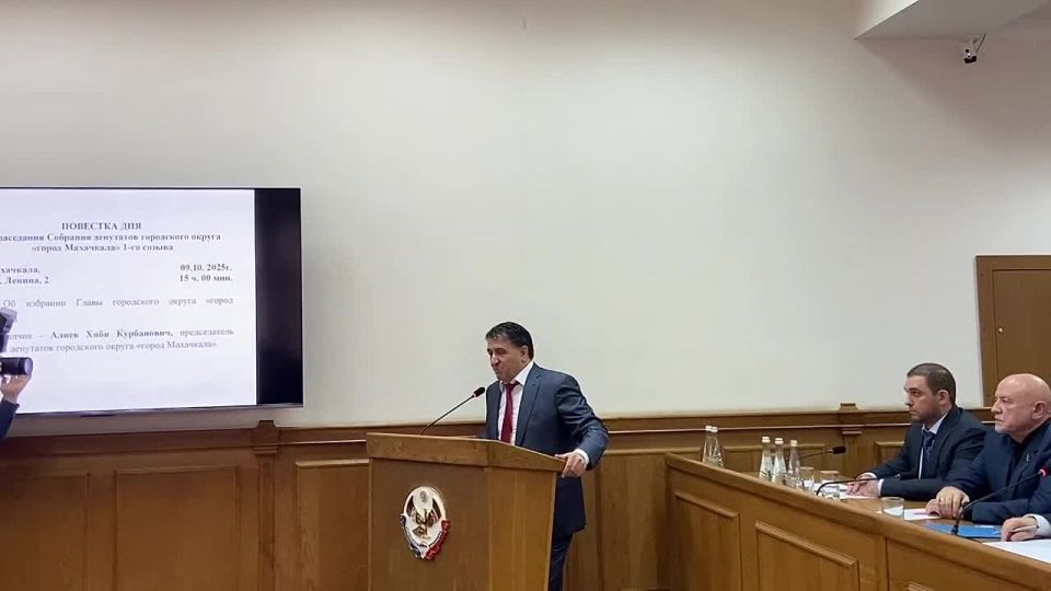 «Махачкала должна стать городом, которым гордятся жители» – Джамбулат Салавов выступил с программным обращением