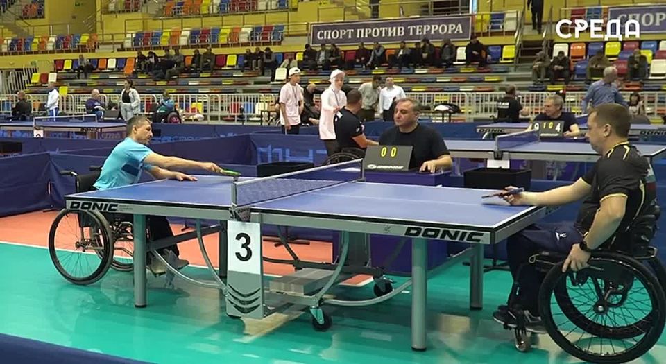 Паралимпийцы Каспийска выступят на международном турнире по настольному теннису