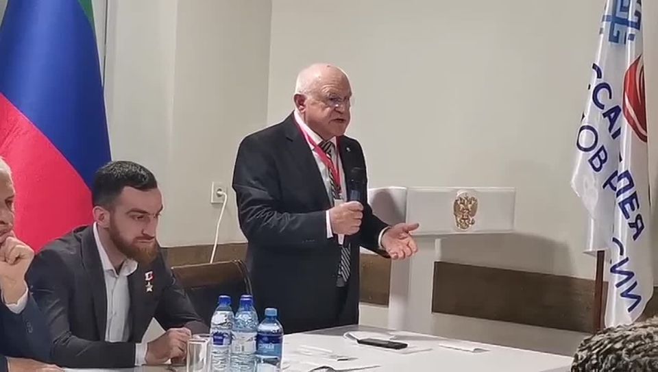 Председатель регионального отделения "Ассамблеи народов России" Зикрула Ильясов в рамках конференции отметил роль Ассамблеи в укреплении дружбы народов России, рассказал о значимых проектах, реализованных...