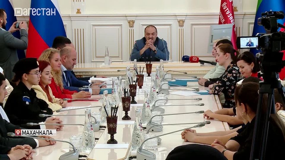 Сергей Меликов поздравил победителей всероссийской военно-патриотической игры «Зарница 2.0» и проекта «Вызов Первых»