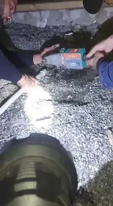 Аварийная бригада Дагестана подготовила школу №3 в Михайловке к зиме