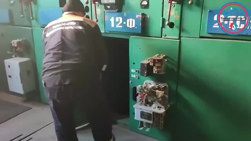             ,      