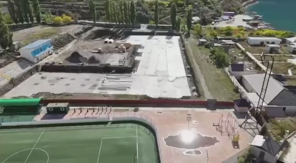 В поселке Шамилькале Унцукульского района активно возводится новая школа на 800 мест