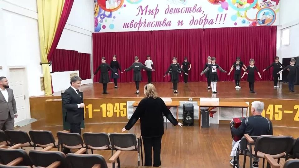 Джамбулат Салавов: Уважаемые махачкалинцы!. Сегодня посетил администрацию Кировского района