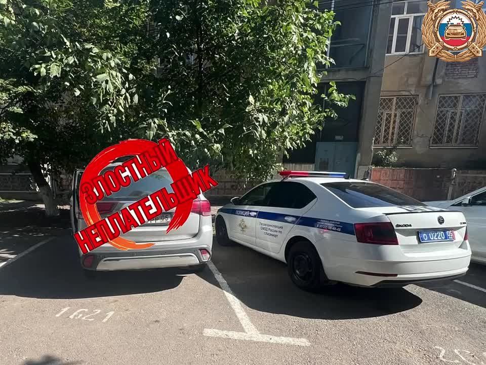 В Хасавюрте задержан автомобиль должника на 98 миллионов рублей