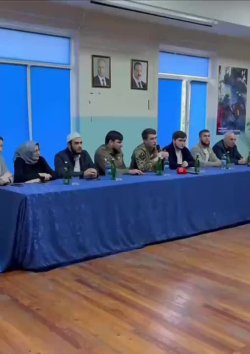 Участники СВО провели встречу со студентами пожарно-спасательного колледжа в Махачкале