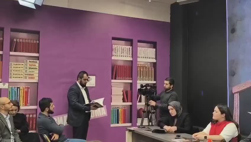 Председатель Дагестанского регионального отделения Союза журналистов Магомед Ибрагимов высоко оценил журнал «Zащитник», отметив его красивую вёрстку и качественную творческую работу коллектива