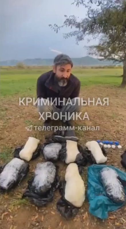 Более 16 кг мефедрона для сбыта изъяли наркополицейские в Дагестане