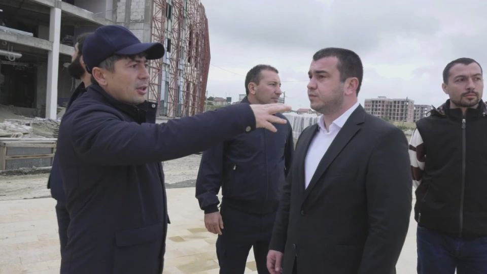 Проверил ход строительства нового Дворца спорта в Дербенте