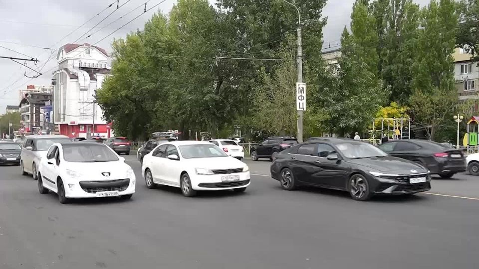 Жители Махачкалы поддерживают ночной ремонт дорог