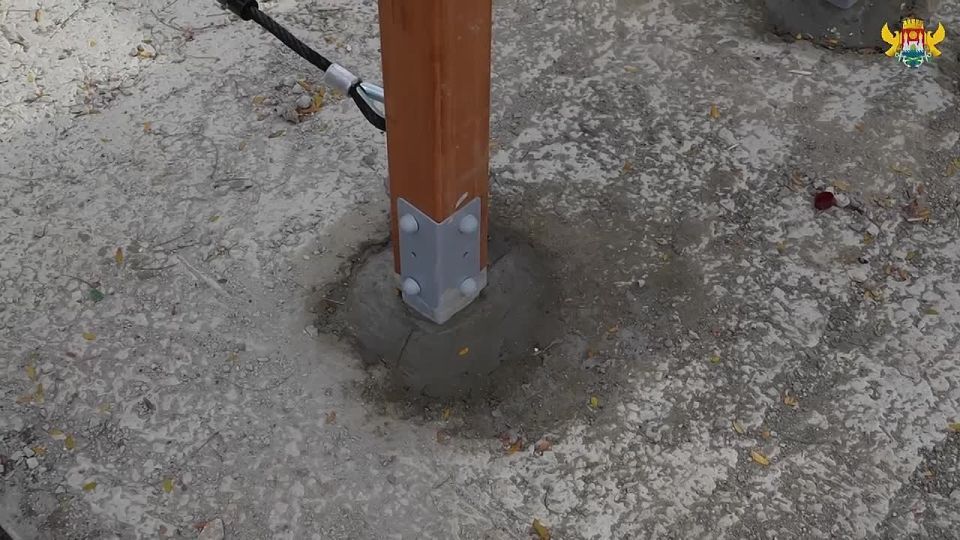 Благоустройство еще одной междворовой территории в Махачкале близится к завершению