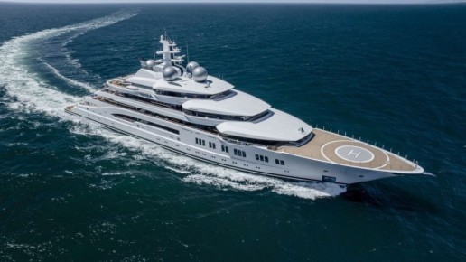      106-  Amadea,       