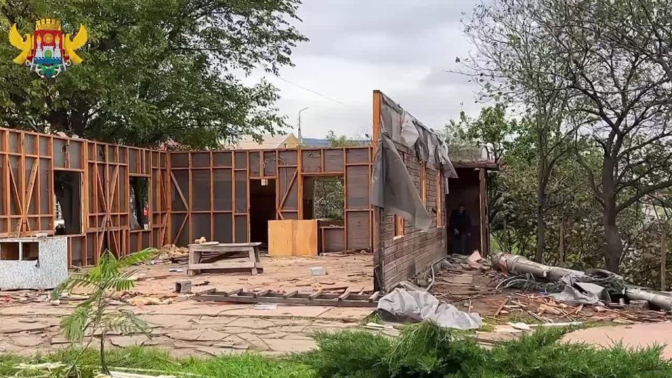 Управление административно-технической инспекции и муниципального контроля продолжает плановую работу по освобождению территории города от самовольно возведённых объектов