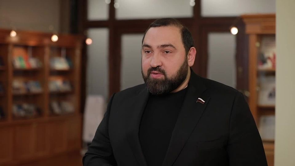 «Регионы выступают за полный запрет вейпов»,– об этом в ходе пресс-подхода в Государственной Думе заявил Султан Хамзаев