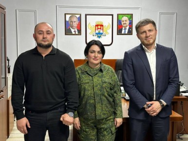 Верность долгу: военная медсестра Райяна Гусейнова снова едет на фронт