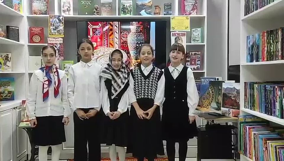 В модельной библиотеке филиала №1 ЦБС им. Ф. Алиевой состоялось мероприятие, посвященное дню дагестанской культуры и языка, под названием «Память народа культура хранит»