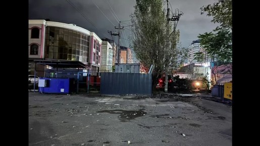 Очередной гигантский павильон вывезен с муниципальной земли