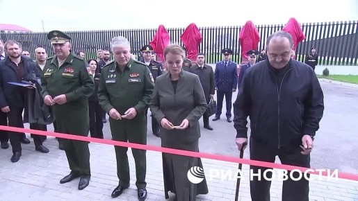 Специалисты военно-строительного комплекса возвели современный военный госпиталь для оказания специализированной медицинской помощи военнослужащим и членам их семей в Махачкале, сообщило Минобороны