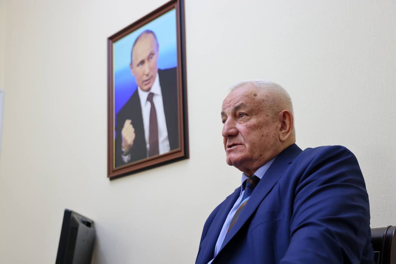 На личном приеме граждан к Сергею Меликову поступила просьба о строительстве новой школы в Табасаранском районе На личном приеме граждан к Сергею Меликову поступила просьба о строительстве новой школы в Табасаранском районе