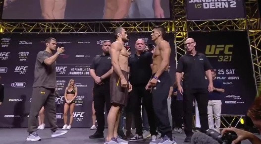 Молодой орел возвращается. Финальная битва взглядов Умара Нурмагомедова и американца Марио Баутисты перед завтрашним поединком на турнире UFC в Абу-Даби