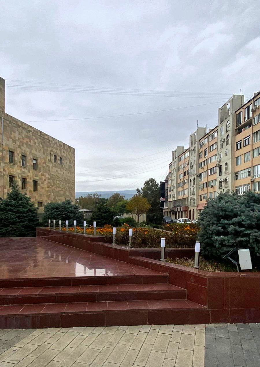 В Махачкале обновили декоративное освещение на площадках памятников В Махачкале обновили декоративное освещение на площадках памятников