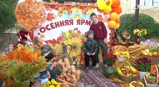 В "Ласточке" осенний перезвон: в Каспийском детском саду отметили "Золотую осень"