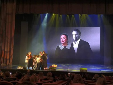 В Махачкале состоялся литературный концерт «Две дороги, две судьбы», посвящённый 90-летию поэта и переводчика Станислава Сущевского и 55-летию творческой деятельности заслуженной артистки России Фаины Графченко