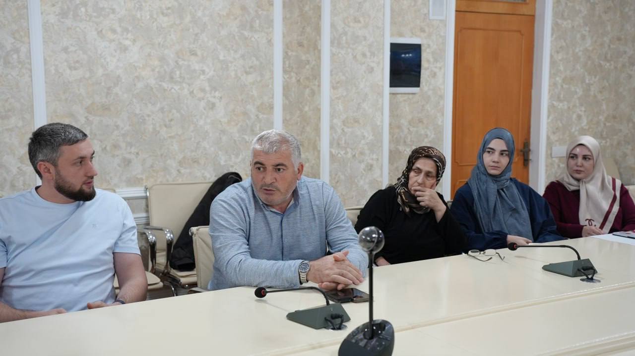 В Хасавюрте провели заседание межведомственной рабочей группы по совершенствованию оказания первой помощи В Хасавюрте провели заседание межведомственной рабочей группы по совершенствованию оказания первой помощи