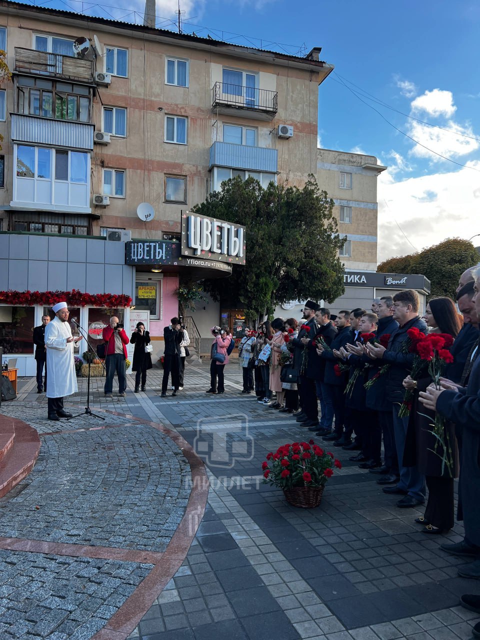 105-летие со дня рождения со дня рождения прославленного лётчика-аса дважды Героя Советского Союза Амет-Хана Султана отметили в Симферополе 105-летие со дня рождения со дня рождения прославленного лётчика-аса дважды Героя Советского Союза Амет-Хана Султана отметили в Симферополе