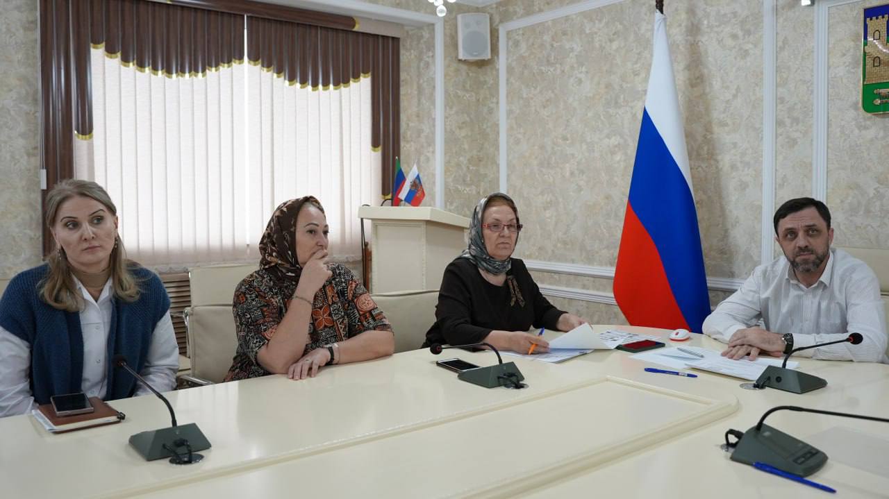 В Хасавюрте провели заседание межведомственной рабочей группы по совершенствованию оказания первой помощи В Хасавюрте провели заседание межведомственной рабочей группы по совершенствованию оказания первой помощи
