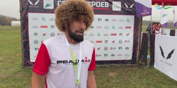 Пока большинство из нас сбивается с дыхания, поднимаясь на пятый этаж, Магомед Алигаджиев преодолевает 20 км по трейлу и финиширует с запасом сил и времени