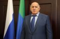 Абдулмуслим Абдулмуслимов поздравил работников автомобильного и городского пассажирского транспорта с профессиональным праздником