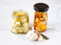 Чеснок на зиму в масле: вкусный способ сохранить урожай