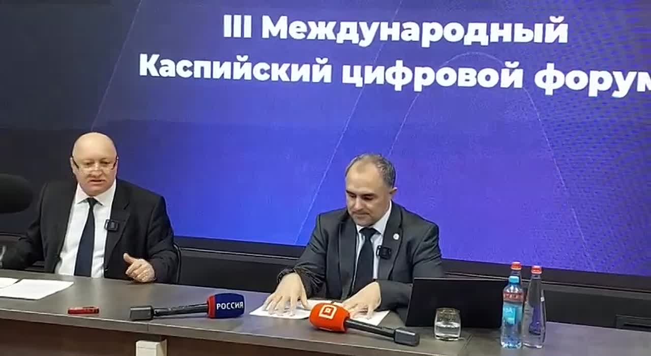 В «РИА Дагестан» проходит пресс-конференция министра цифрового развития Дагестана 0рия Гамзатова, в рамках которого он рассказывает о программе предстоящего III международного Каспийского цифрового форума