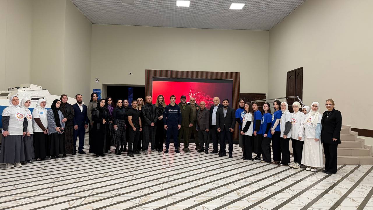 Очередную гуманитарную помощь весом почти 35 тонн отправили из Дагестана в Запорожье Очередную гуманитарную помощь весом почти 35 тонн отправили из Дагестана в Запорожье