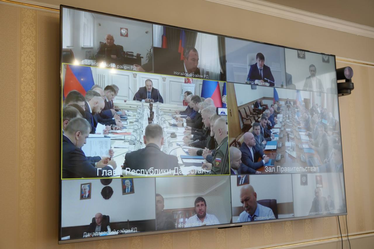 Заседание Республиканской призывной комиссии и Оперативного штаба Дагестана прошло под руководством главы региона Сергея Меликова Заседание Республиканской призывной комиссии и Оперативного штаба Дагестана прошло под руководством главы региона Сергея Меликова