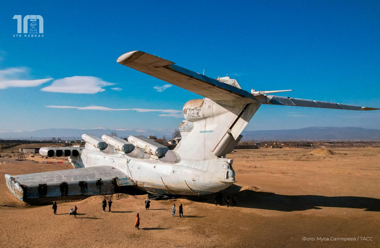 Так выглядит легенда: ракетный корабль-экраноплан «Лунь» недалеко от Дербента Так выглядит легенда: ракетный корабль-экраноплан «Лунь» недалеко от Дербента