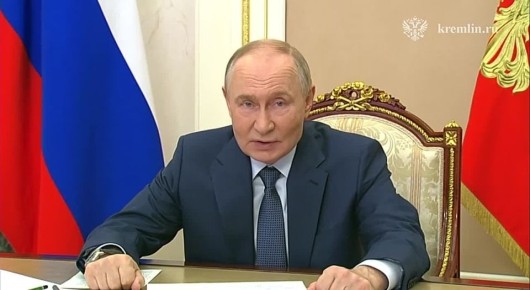 Путин призвал россиян чаще есть рыбу для долголетия