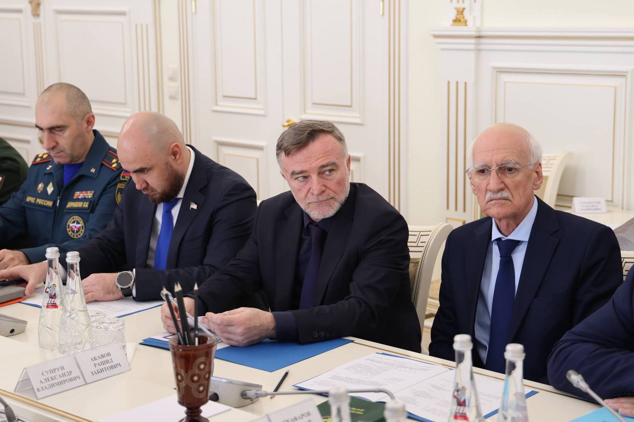 Ход осеннего призыва в Дагестане обсудили под руководством Сергея Меликова Ход осеннего призыва в Дагестане обсудили под руководством Сергея Меликова