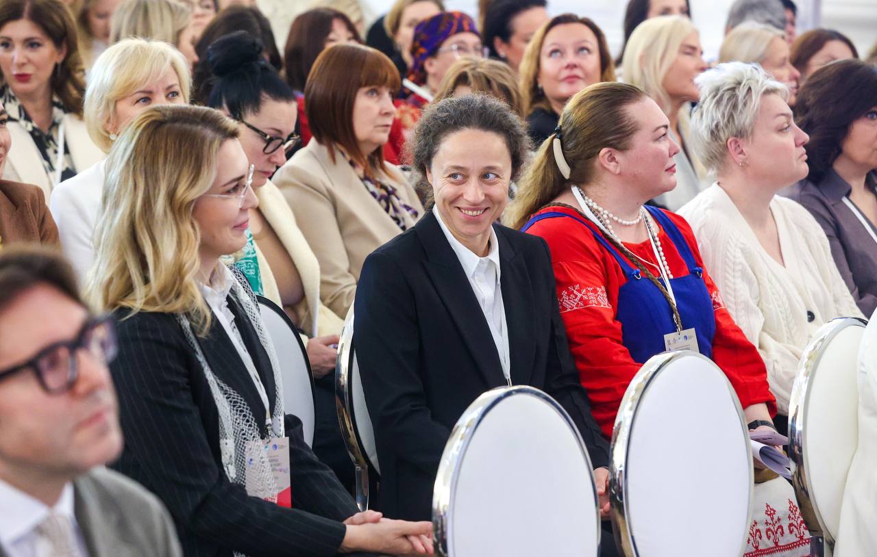 Эмилия Шахабутиновна: Фоторепортаж: Первый Международный форум «Женщины за сохранение традиций», организованный Советом ЕЖФ при Совете Федерации РФ и Национальным центром исторической памяти при Президенте РФ, 28–29 октября... Эмилия Шахабутиновна: Фоторепортаж: Первый Международный форум «Женщины за сохранение традиций», организованный Советом ЕЖФ при Совете Федерации РФ и Национальным центром исторической памяти при Президенте РФ, 28–29 октября...