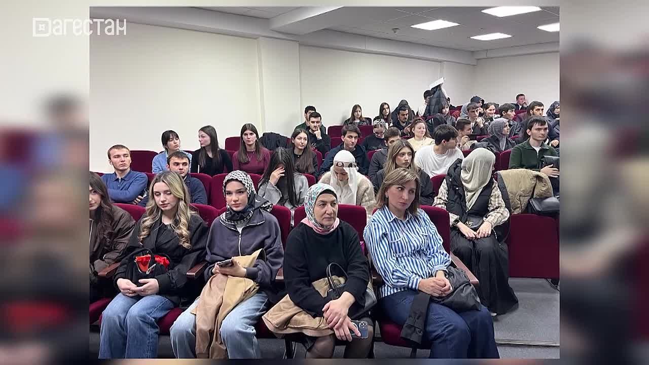 В Махачкале прошёл уникальный мастер-класс для тех, кто хочет научиться управлять собственной жизнью