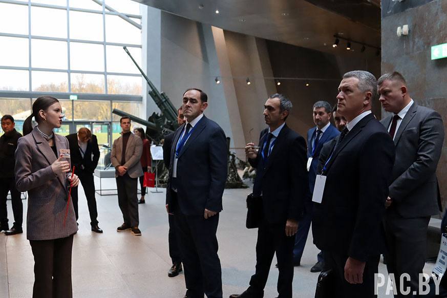 Глава Минимущества Дагестана Заур Эминов прошёл стажировку в Беларуси Глава Минимущества Дагестана Заур Эминов прошёл стажировку в Беларуси