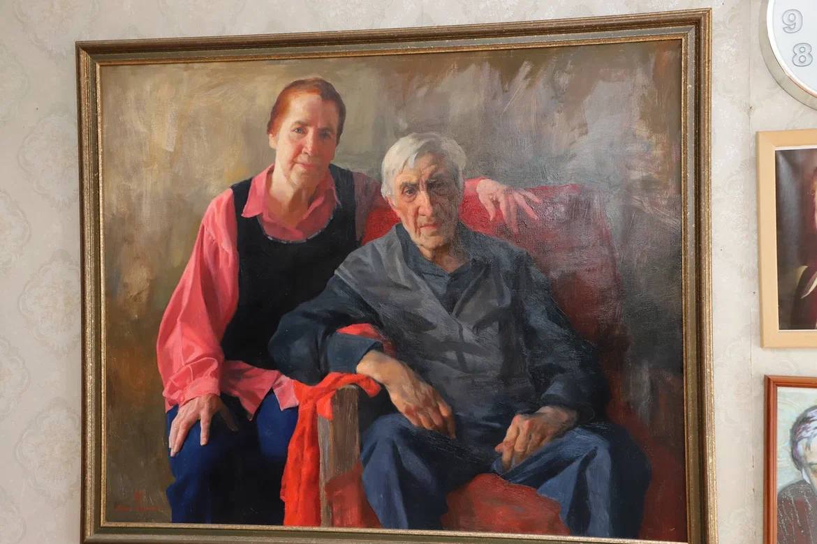 Сегодня свой славный юбилей отмечает народный художник Дагестана, заслуженный деятель искусств ДАССР, член Союза художников РФ, живописец, график и педагог Галина Васильевна Пшеницына Сегодня свой славный юбилей отмечает народный художник Дагестана, заслуженный деятель искусств ДАССР, член Союза художников РФ, живописец, график и педагог Галина Васильевна Пшеницына