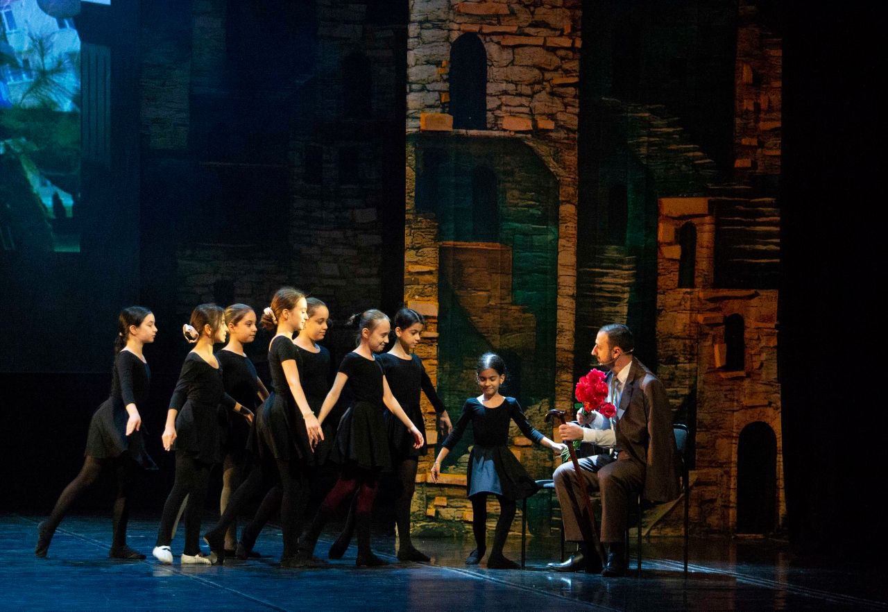 Сегодня в Театре оперы и балета состоится первый премьерный показ драматического балета «Снова в горы» в постановке Германа Правоторхова Сегодня в Театре оперы и балета состоится первый премьерный показ драматического балета «Снова в горы» в постановке Германа Правоторхова